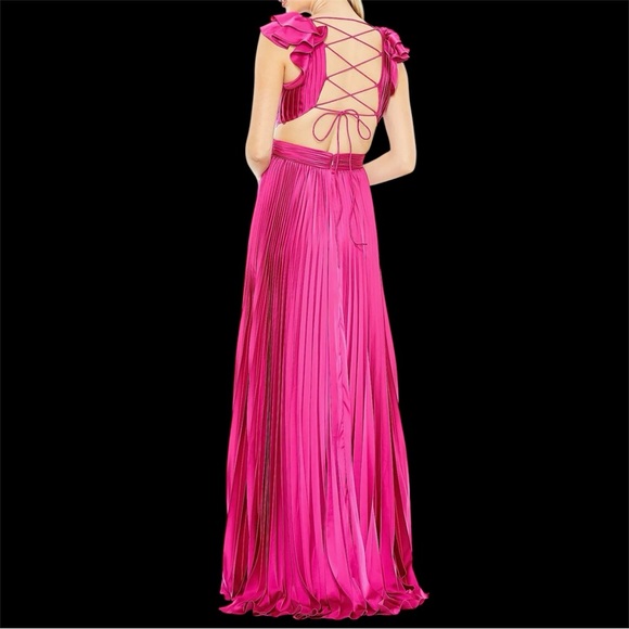 Ieena For Mac Duggal Pleated Satin Gown NWT Size 2 - Picture 2 of 7